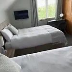 Muff Village Bed & Breakfast